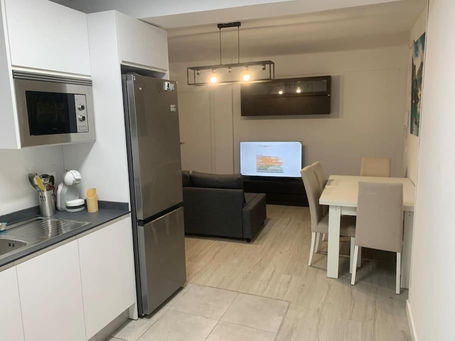 Apartment Aerofira *